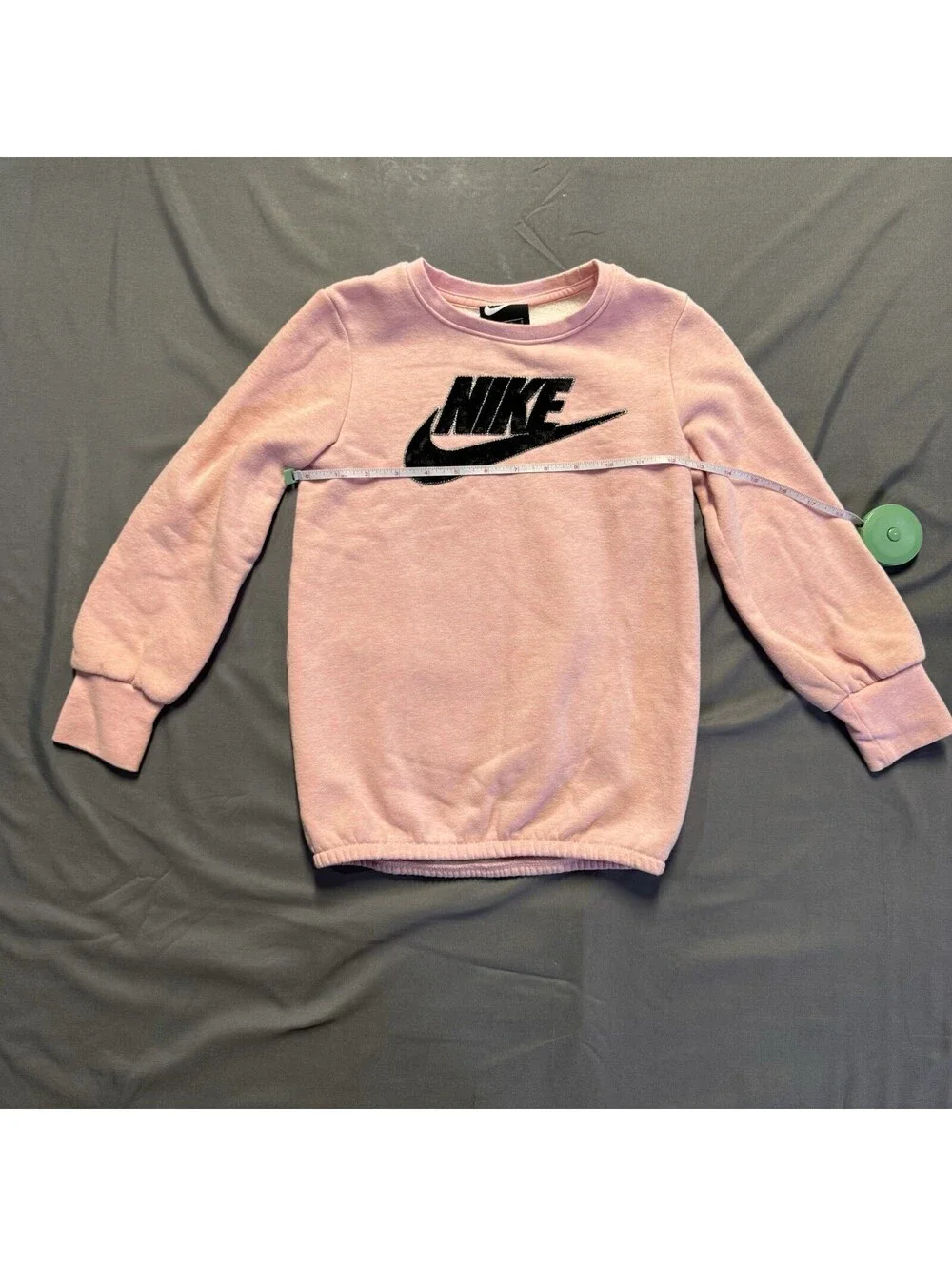 Nike Girls Pink 6-7Y Fleece Pullover Crewneck Sweatshirt Logo Graphic